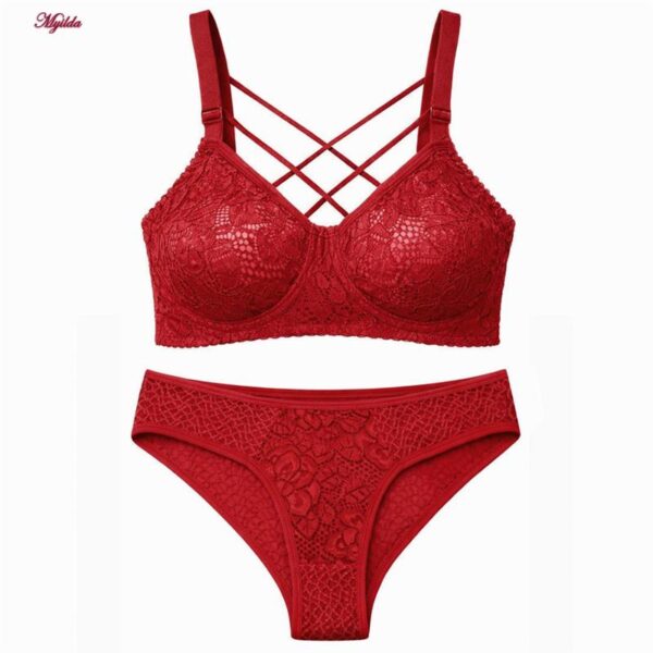 ست شورت و سوتین زنانه ماییلدا مدل گیپور هارنس دوبل فنردار کد 5664