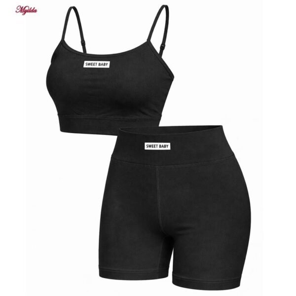 ست نیم‌تنه و شلوارک ورزشی زنانه ماییلدا مدل 5633