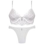 ست شورت و سوتین زنانه فیتن فرخ زادی مدل 3684-169 رنگ سفید