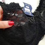 ست شورت و سوتین زنانه پانیذ مدل فنردار کد 9015 رنگ مشکی