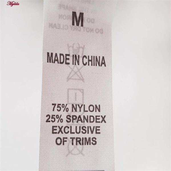 نیم تنه ورزشی زنانه کیو سی اند اف ای مدل پد دار بدون فنر کد 4230-4