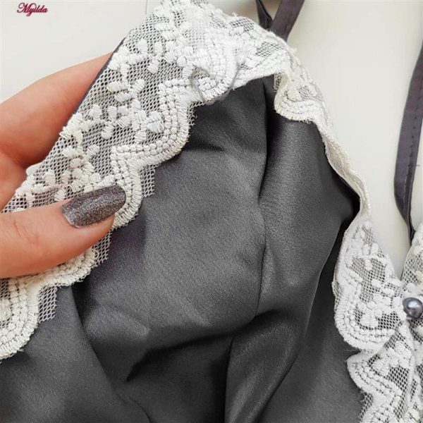 لباس خواب زنانه ماییلدا مدل ساتن کد 3685-2034 به همراه چشم بند