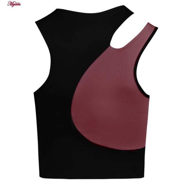 نیم تنه ورزشی زنانه کیو سی اند اف ای مدل پد دار بدون فنر کد 4230-4