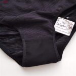 شورت زنانه ماییلدا مدل گیپوری کد 4239 رنگ مشکی