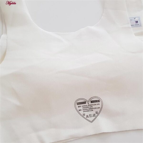 نیم تنه دخترانه مدل پددار کد 4553 رنگ سفید نیم تنه دخترانه مدل پددار کد 4553 رنگ سفید