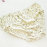 شورت زنانه پانیذ مدل پنبه ای کد 4599 بسته 6 عددی