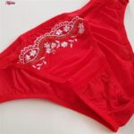 شورت زنانه ماییلدا مدل گیپوری کد 4654 رنگ قرمز