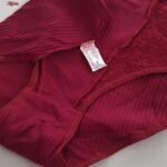 شورت زنانه یوکین مدل نخی کبریتی کد 4741 رنگ زرشکی