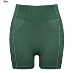 ست نیم تنه و شلوارک ورزشی زنانه ماییلدا مدل پددار بدون فنر کد 4756 رنگ سبز