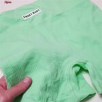 ست نیم تنه و شلوارک ورزشی زنانه ماییلدا مدل پددار بدون فنر کد 4580 رنگ سبز روشن