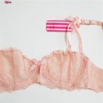 ست شورت و سوتین زنانه چانبی شو مدل فنردار گیپوری کد 4798 رنگ گلبهی