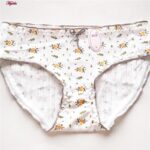 شورت زنانه ماییلدا مدل گلهای بهاری کد 4973 رنگ طوسی