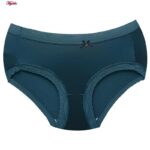 شورت زنانه مدل لبه گیپوری کد 4971 رنگ سبز کله غازی