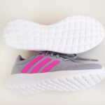 کفش آدیداس اصل طوسی با خط صورتی کد SH93 - Image 4