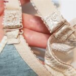 ست شورت و سوتین زنانه پدلی مدل بند متحرک فنردار کد 5131-P130 رنگ کرم چهارخانه