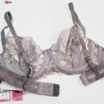 ست شورت و سوتین زنانه برتا مدل فنردار کد 5100-2420-GP رنگ نسکافه ای بسته 3 عددی