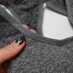 ست نیم تنه و شلوارک ورزشی زنانه ماییلدا مدل سیملس پشت چین دار پددار کد 5172 رنگ طوسی