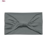 ست تاپ و شلوارک ورزشی زنانه مدل 5215-746P-1 رنگ طوسی به همراه هدبند