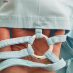 کراپ تی شرت آستین بلند زنانه مدل پشت بندی کد 5224-612P رنگ آبی روشن