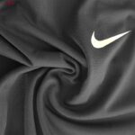 تاپ ورزشی زنانه مدل 5213-323P رنگ خاکستری تیره به همراه هدبند