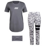 ست تی شرت و شلوار ورزشی زنانه مدل 5231-734p رنگ خاکستری به همراه هدبند