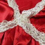 لباس خواب زنانه مدل ساتن 5246-F08 رنگ قرمز