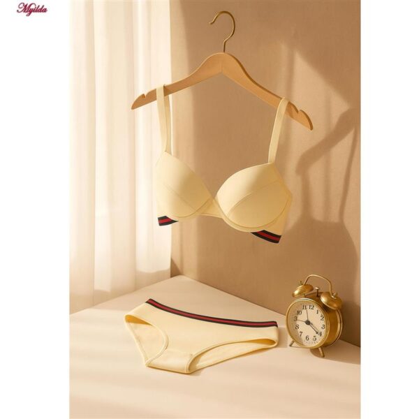 ست شورت و سوتین زنانه میسا مدل 5346-9030