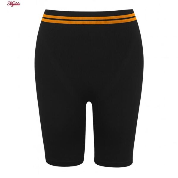 ست نیم‌تنه و شلوارک ورزشی زنانه ماییلدا مدل 5327