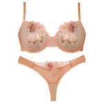 ست شورت و سوتین زنانه برتا مدل فنردار گیپور کد 4695-2020LC