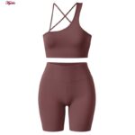 ست نیم‌تنه و شلوارک ورزشی زنانه ماییلدا مدل 5409-7106