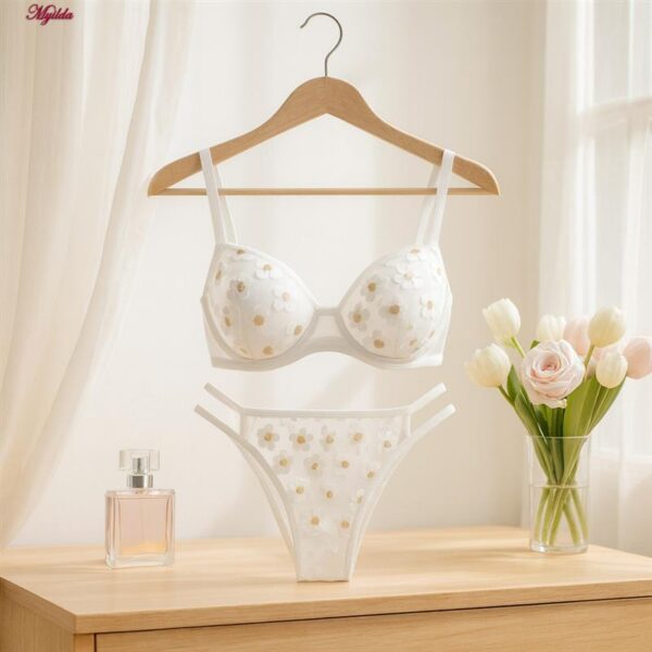 ست شورت و سوتین زنانه کارنا رز مدل فنردار کد 5425