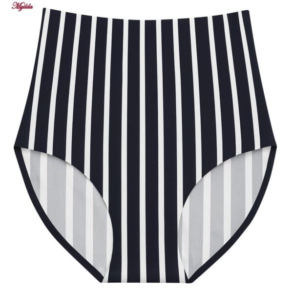 شورت زنانه ماییلدا مدل لیزری فاق بلند کد 5450-9