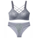 ست شورت و سوتین زنانه ماییلدا مدل گیپور هارنس دوبل فنردار کد 5664