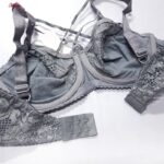 ست شورت و سوتین زنانه ماییلدا مدل گیپور هارنس دوبل فنردار کد 5664